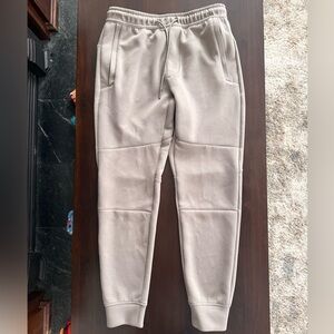 American Eagle Outfitters Men's Joggers Lot